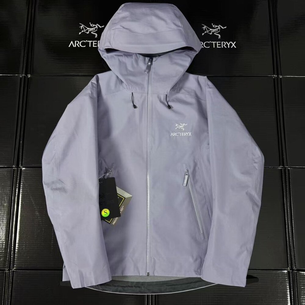 ARC'TERYX BETA LT GOER-TXE Men's Jacket, Size L.